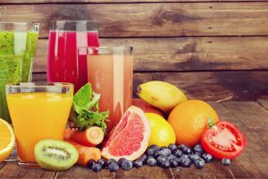 los jugos de frutas hidratan?
