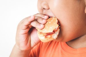 Causas del sobrepeso y obesidad en niños